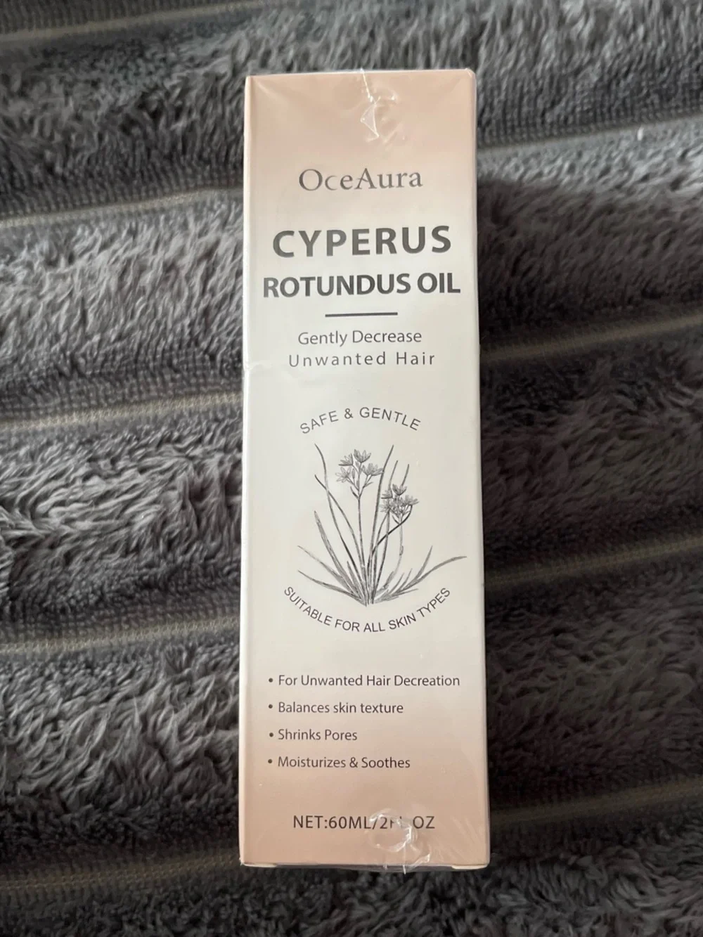 Aura Cyperus Rotundus Face Oil Serum - Cream & Black Packaging